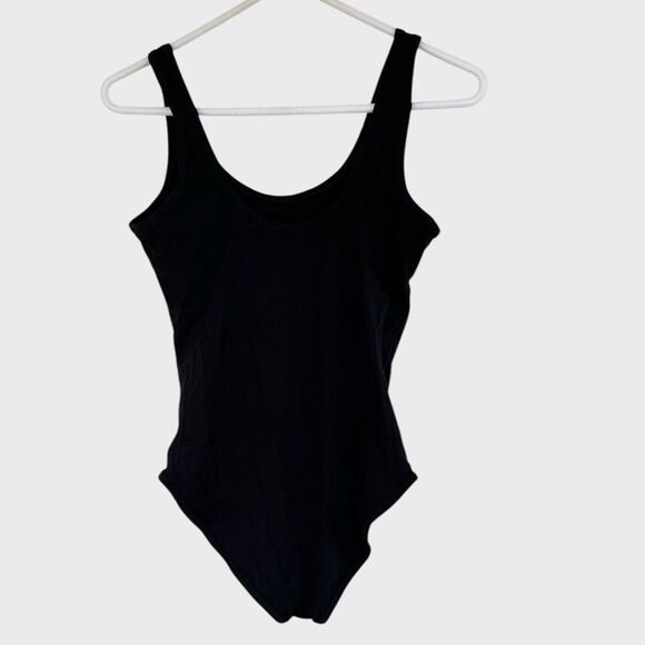 Victoria’s Secret Pink Tank Body Suit - Picture 4 of 4